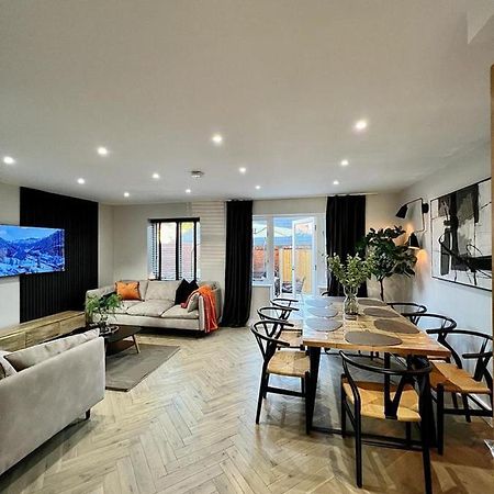 Charming 3-Bed House With 1 Parking Space Canterbury Esterno foto