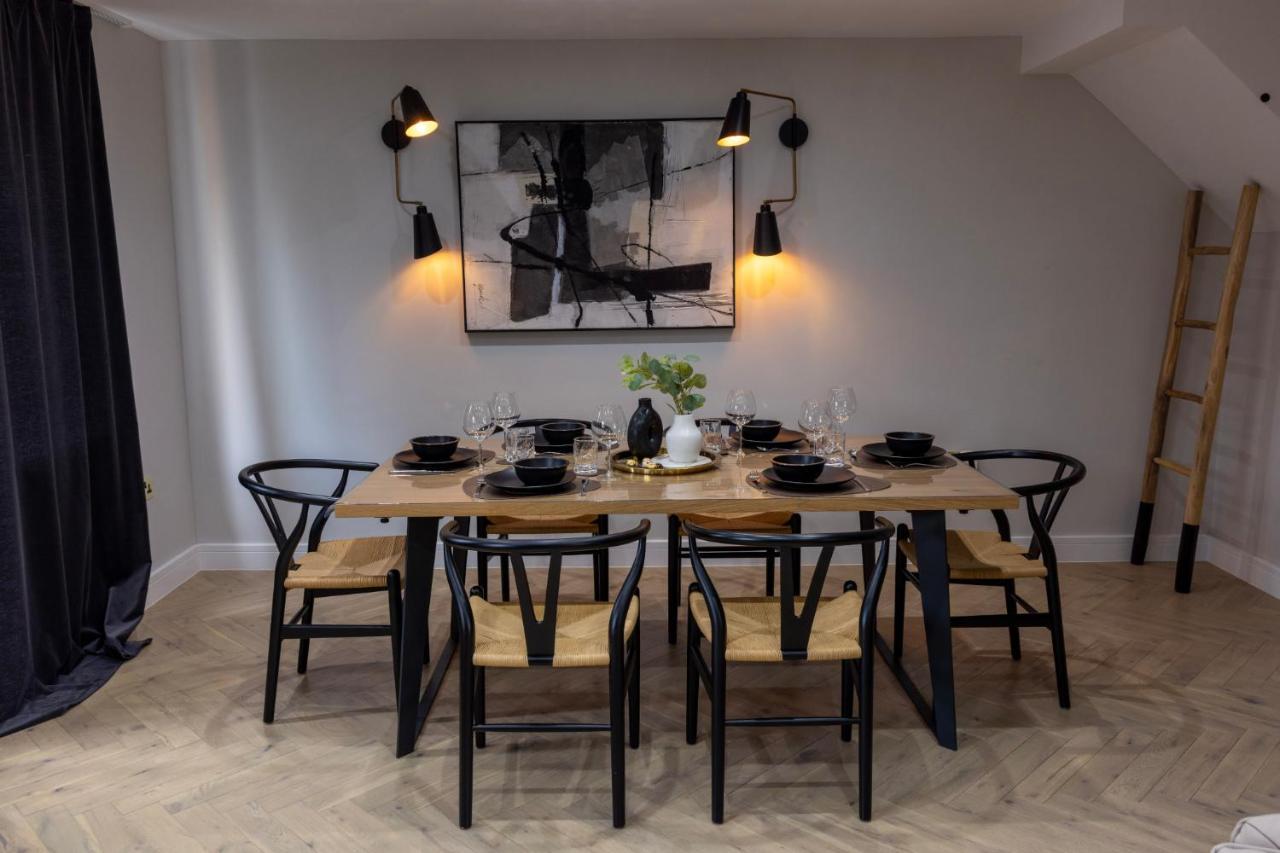 Charming 3-Bed House With 1 Parking Space Canterbury Esterno foto